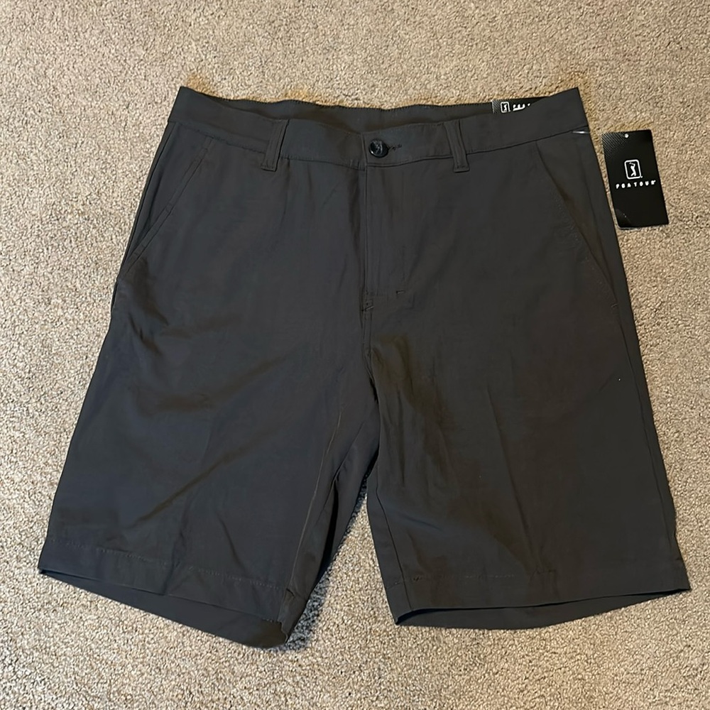 PGA Tour Golf Shorts. NWT Dark Brown. SIZE 32